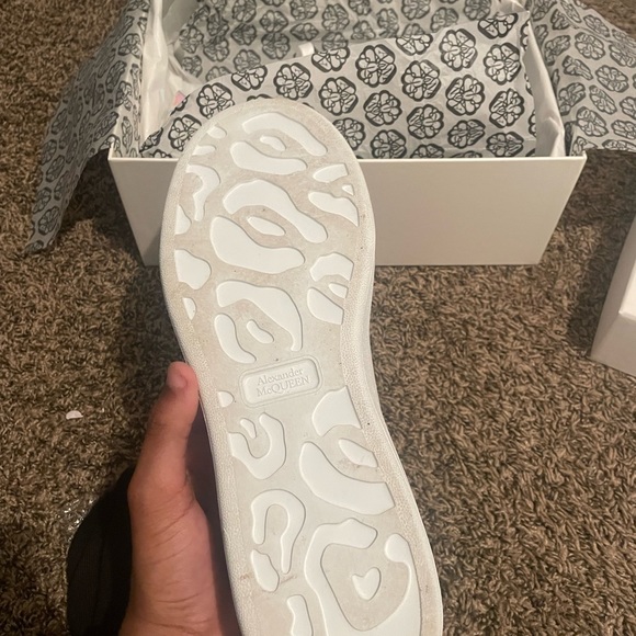 Alexander Mcqueens " White Iridescent " - Picture 12 of 12